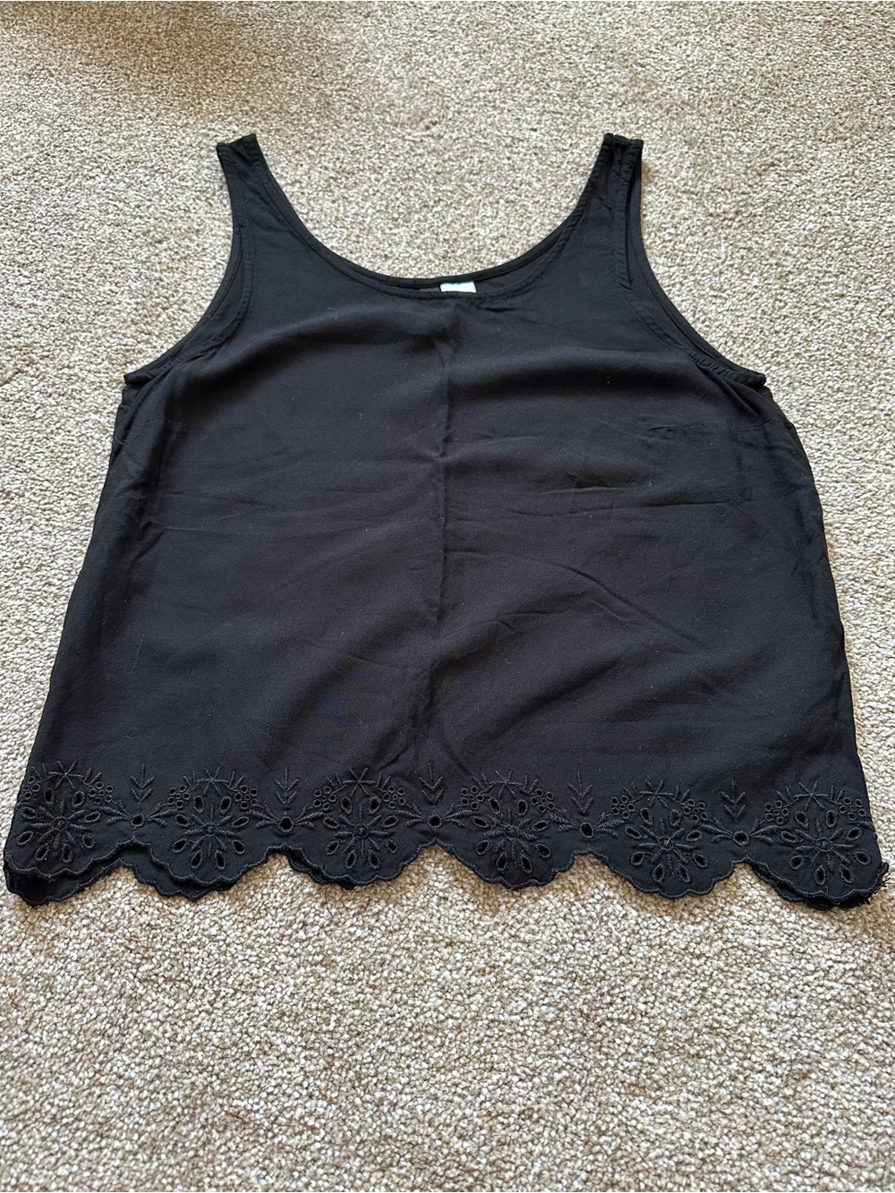 Black Eyelet-Hem Crop Tank Top - Women